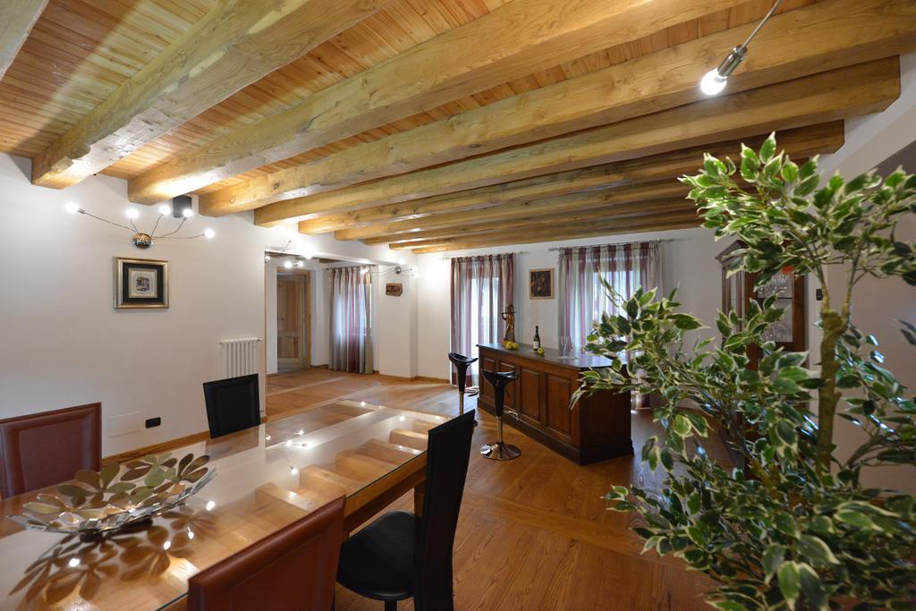 Au Berceau Du Bien-Etre Villa Chambave Ruang foto
