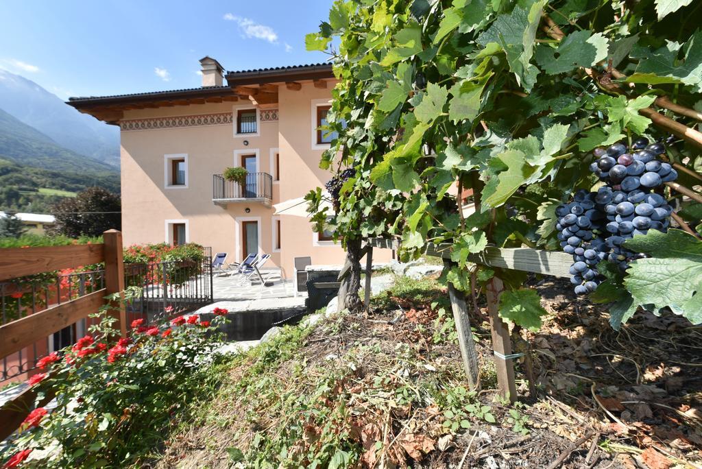 Au Berceau Du Bien-Etre Villa Chambave Bagian luar foto