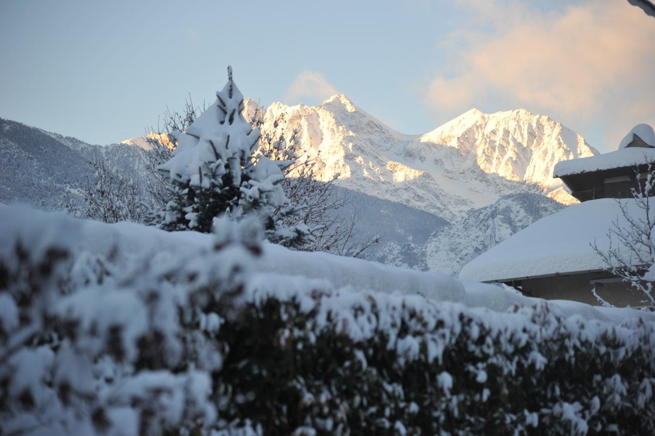 Au Berceau Du Bien-Etre Villa Chambave Bagian luar foto