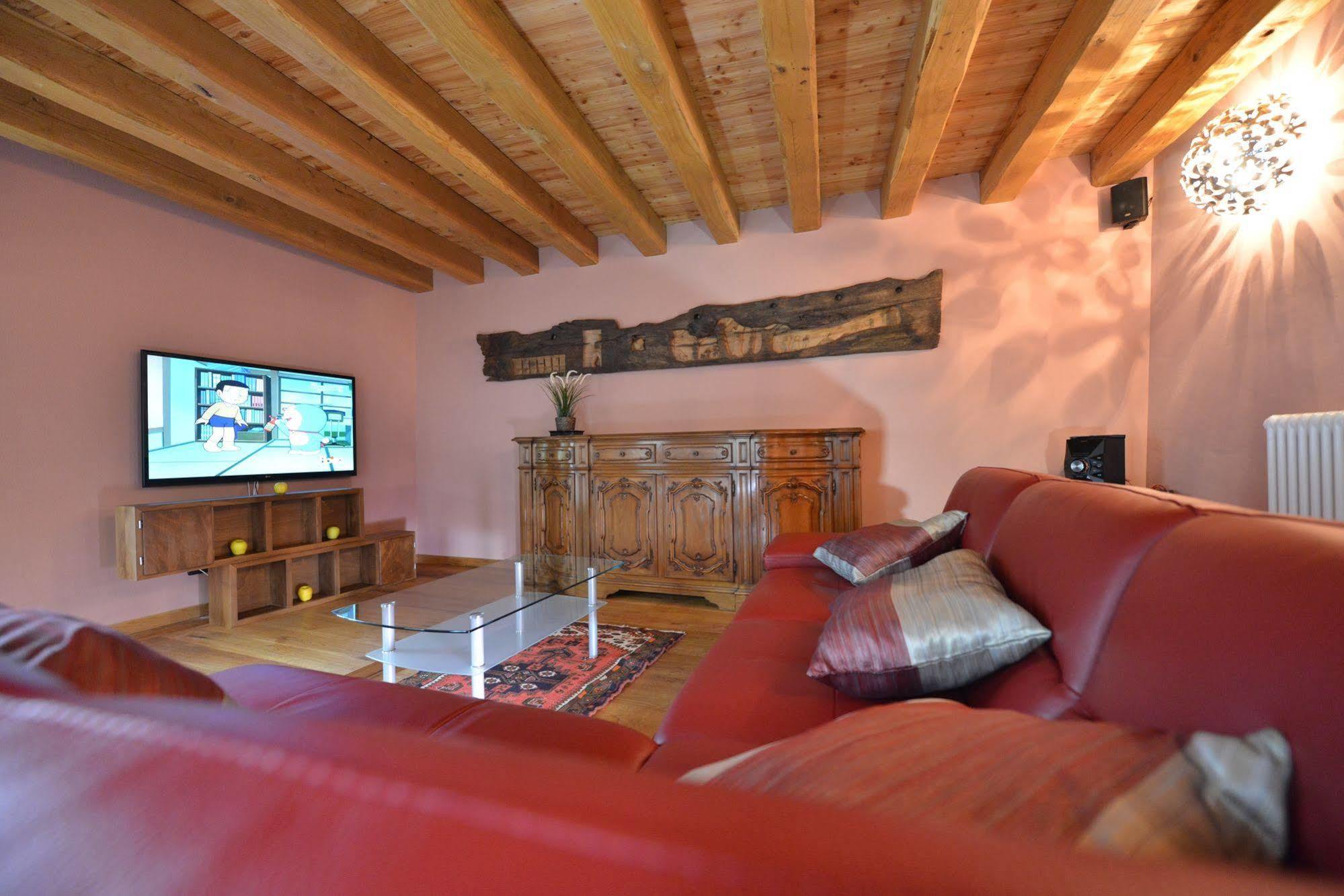 Au Berceau Du Bien-Etre Villa Chambave Bagian luar foto
