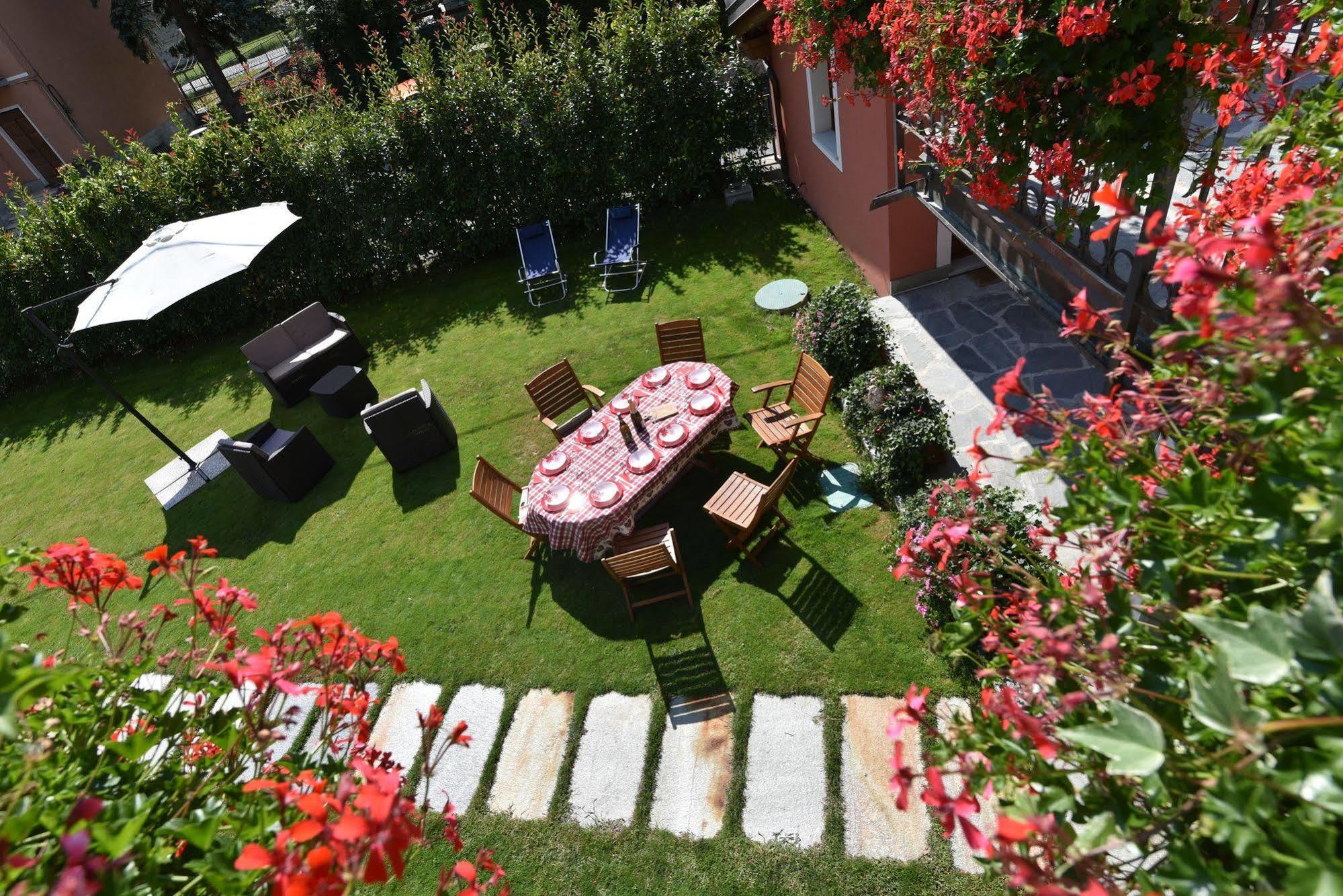 Au Berceau Du Bien-Etre Villa Chambave Bagian luar foto