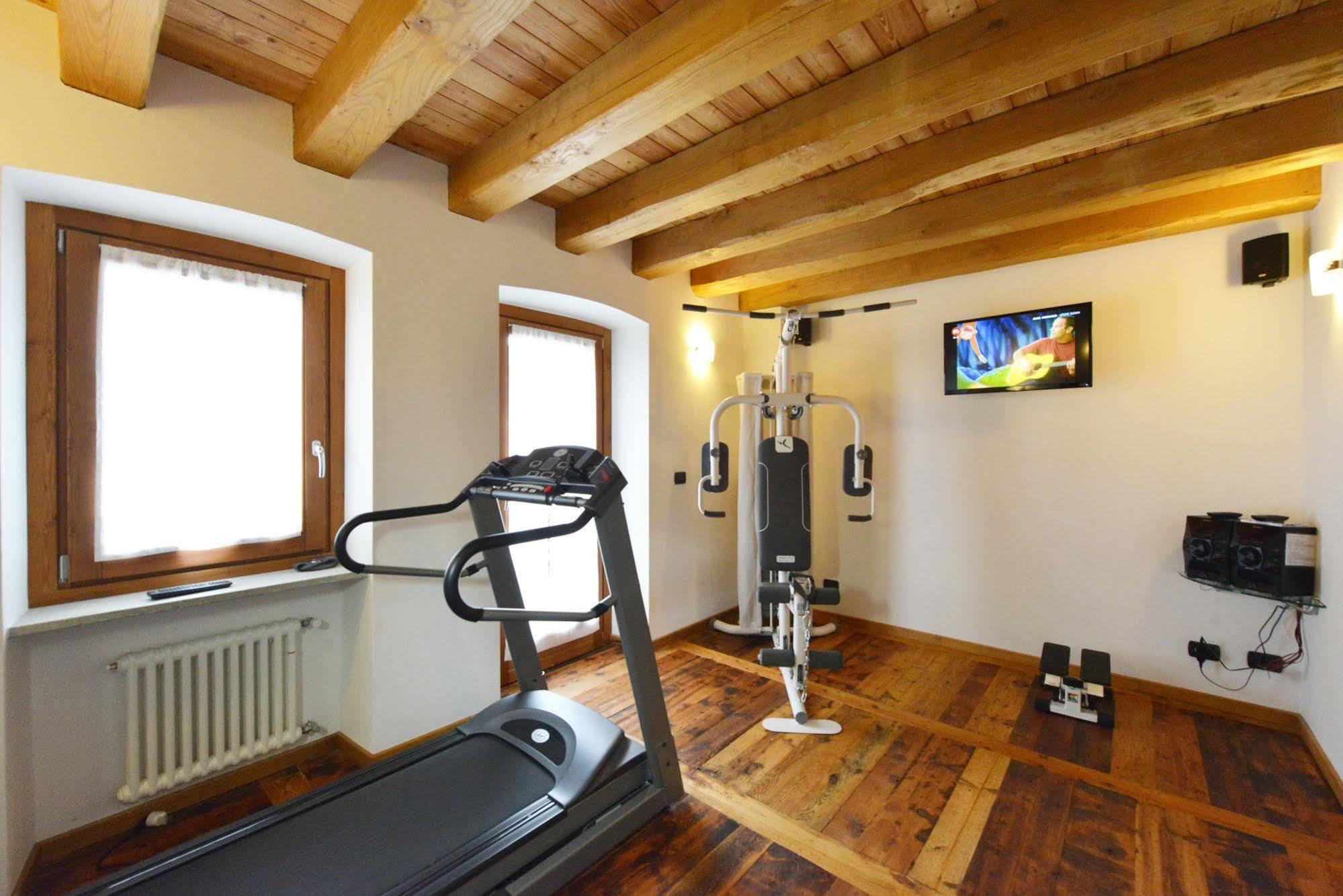 Au Berceau Du Bien-Etre Villa Chambave Bagian luar foto